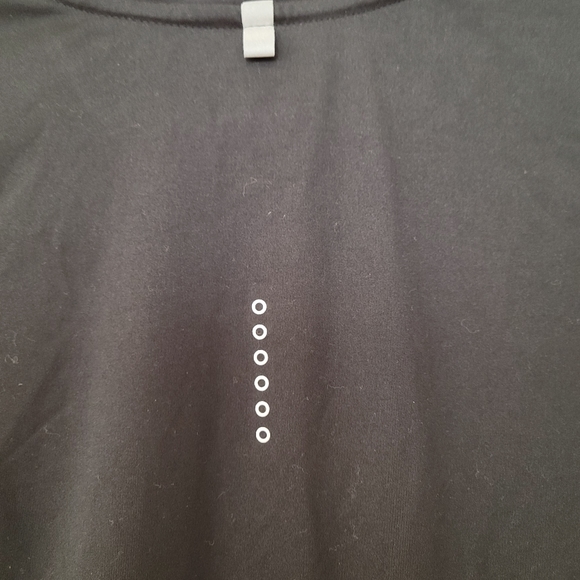 Nike Running Tee - Picture 4 of 5